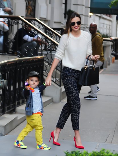 Miranda was spotted with her son, Flynn, while wearing a cozy white sweater paired with printed pants and bright red heels. She accessorized with an ultracovetable Louis Vuitton Capucines bag.
Miranda was spotted with her son, Flynn, while wearing a cozy white sweater paired with printed pants and bright red heels. She accessorized with an ultracovetable Louis Vuitton Capucines bag.