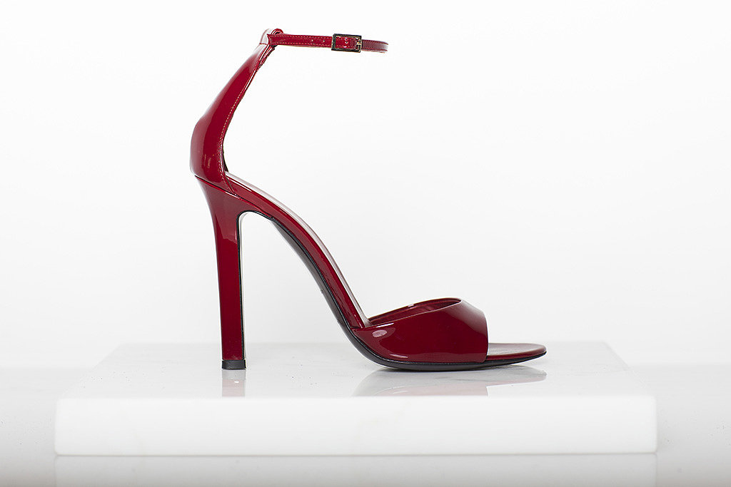 Whisper Patent Sandal in Red ($595)
Photo courtesy of Tamara Mellon
Whisper Patent Sandal in Red ($595)
Photo courtesy of Tamara Mellon