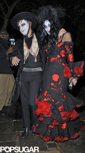 Kate Moss and Jamie Hince attended Jonathan Ross's Halloween party in London.
Kate Moss and Jamie Hince attended Jonathan Ross's Halloween party in London.