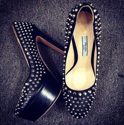 Nobody better mess with Emma Roberts when she's wearing these spiked Prada pumps!
Source: Instagram user emmaroberts6
Nobody better mess with Emma Roberts when she's wearing these spiked Prada pumps!
Source: Instagram user emmaroberts6