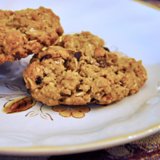 Hazelnut-Chocolate Oatmeal Cookies Hazelnut-Chocolate Oatmeal Cookies