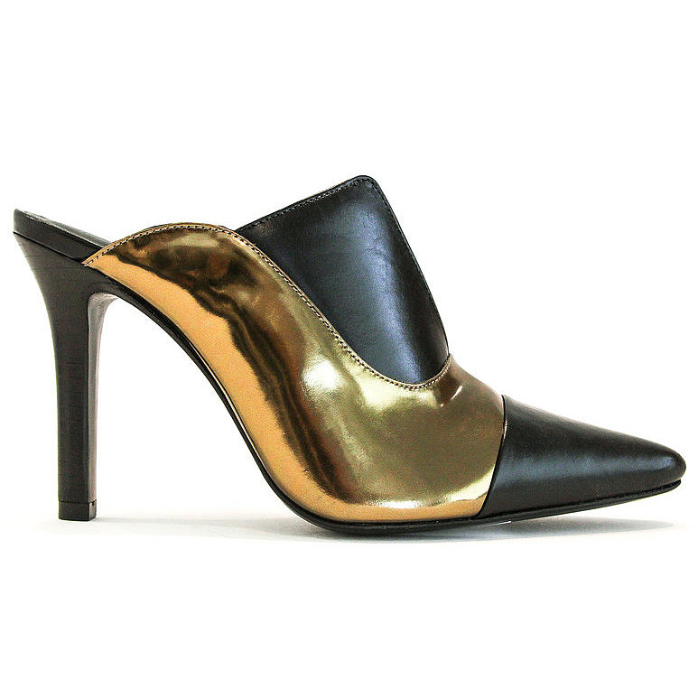 A Collection of Easy-to-Wear, Everyday Shoes? Yes, Please A Collection of Easy-to-Wear, Everyday Shoes? Yes, Please