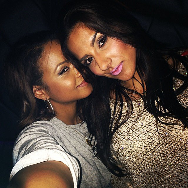 Christina Milian snapped a pre-Christmas pic with her friend.
Source: Instagram user christinamilian
Christina Milian snapped a pre-Christmas pic with her friend.
Source: Instagram user christinamilian