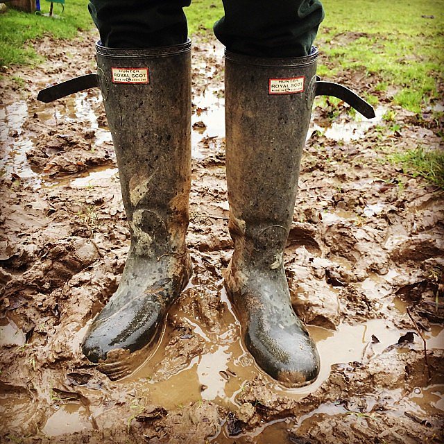 Nicky Hilton wasn't afraid to get dirty for Christmas weekend.
Source: Instagram user nickyhilton
Nicky Hilton wasn't afraid to get dirty for Christmas weekend.
Source: Instagram user nickyhilton