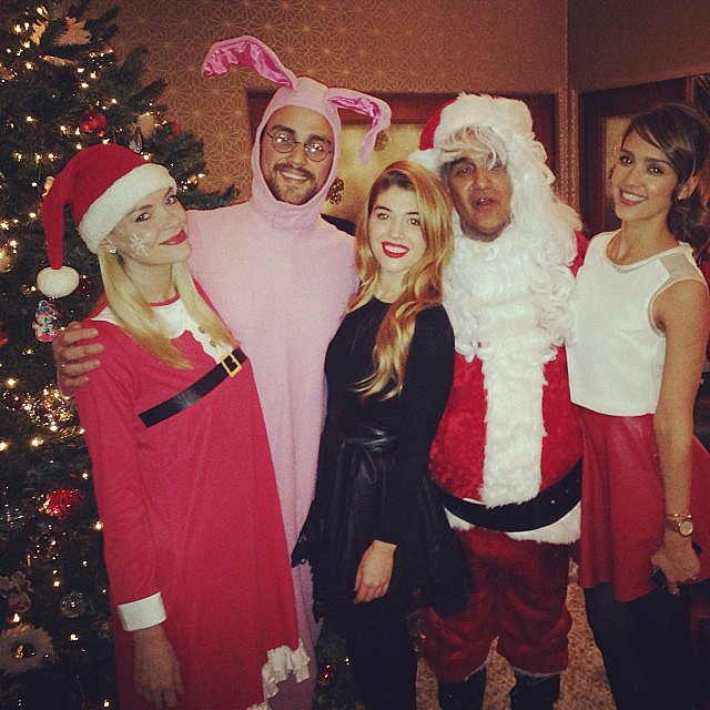 Jessica Alba shared a hilarious family Christmas photo, complete with Santa Claus and a reference to A Christmas Story.
Source: Instagram user jessicaalba
Jessica Alba shared a hilarious family Christmas photo, complete with Santa Claus and a reference to A Christmas Story.
Source: Instagram user jessicaalba