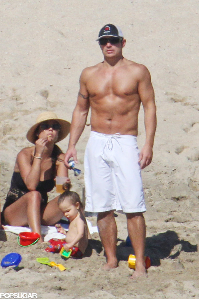 Shirtless Nick Lachey Is Still 98 Degrees of Sexy Shirtless Nick Lachey Is Still 98 Degrees of Sexy