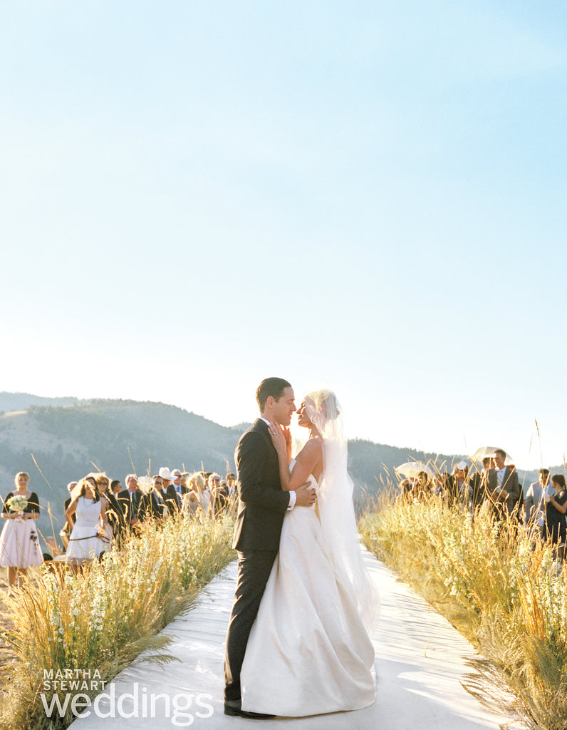 You Didn't Expect Kate Bosworth to Wear Just 1 Wedding Dress, Did You? You Didn't Expect Kate Bosworth to Wear Just 1 Wedding Dress, Did You?