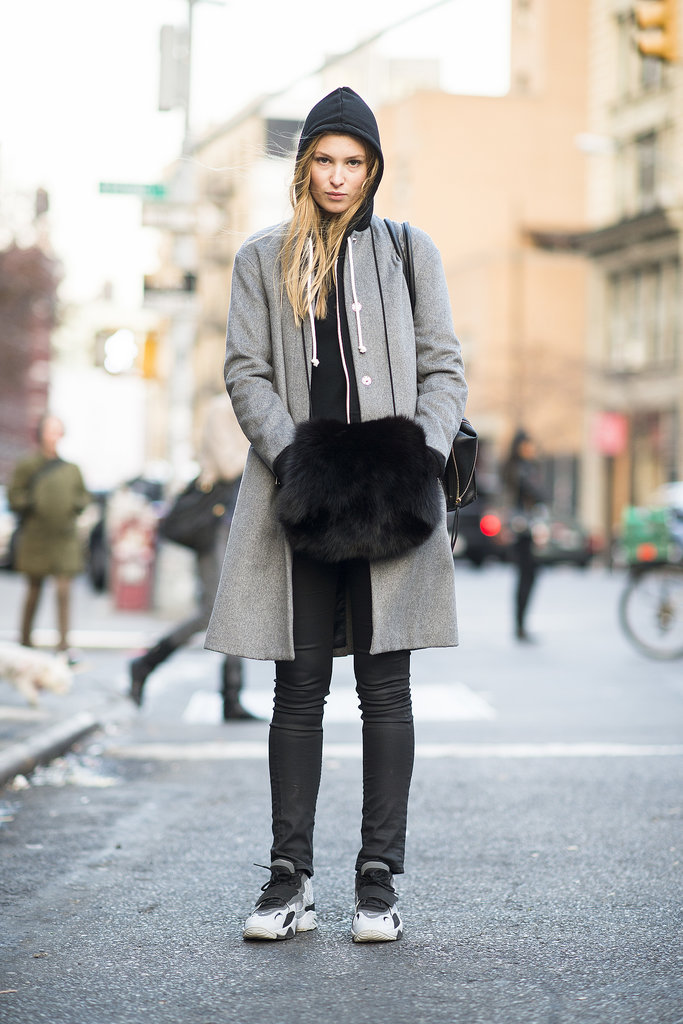 A luxe muff does more than provide warmth.
Source: Le 21ème | Adam Katz Sinding
A luxe muff does more than provide warmth.
Source: Le 21ème | Adam Katz Sinding