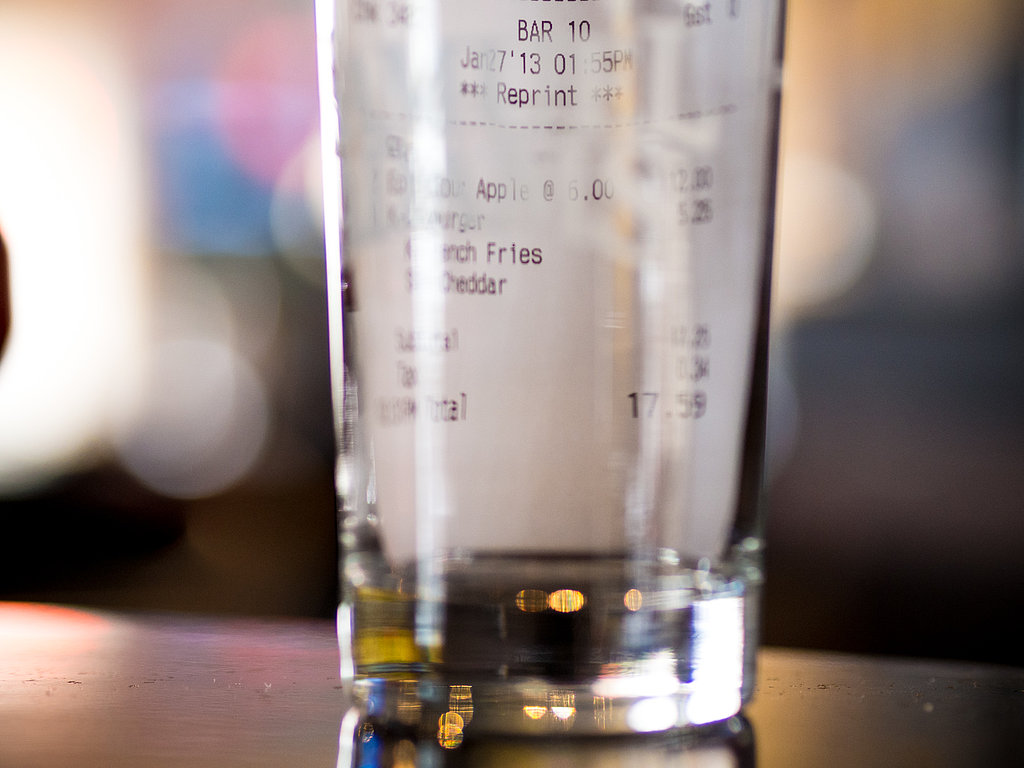 Pay a Stranger's Restaurant Bill Pay a Stranger's Restaurant Bill