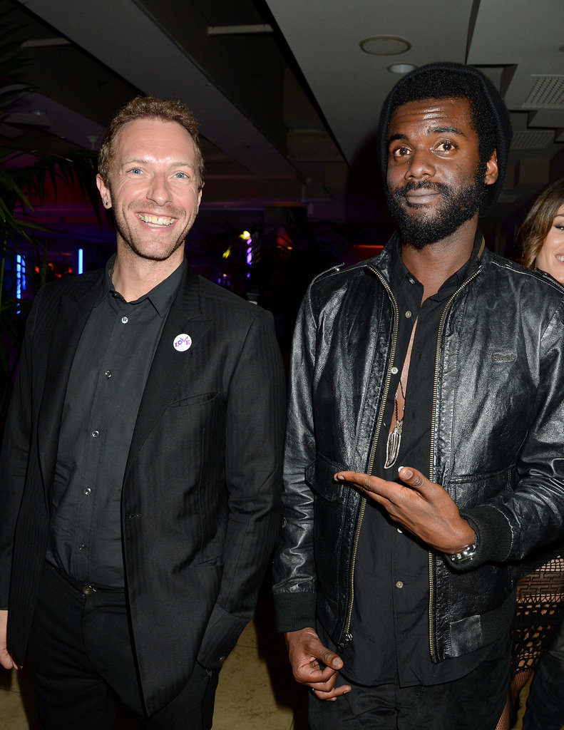 Chris Martin mingled with Gary Clark Jr. at the Warner Music afterparty.
