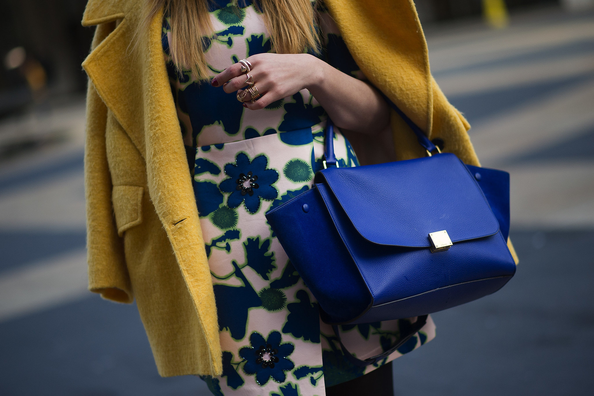 Is there anything that brightens up an outfit like a bold blue Céline bag?
