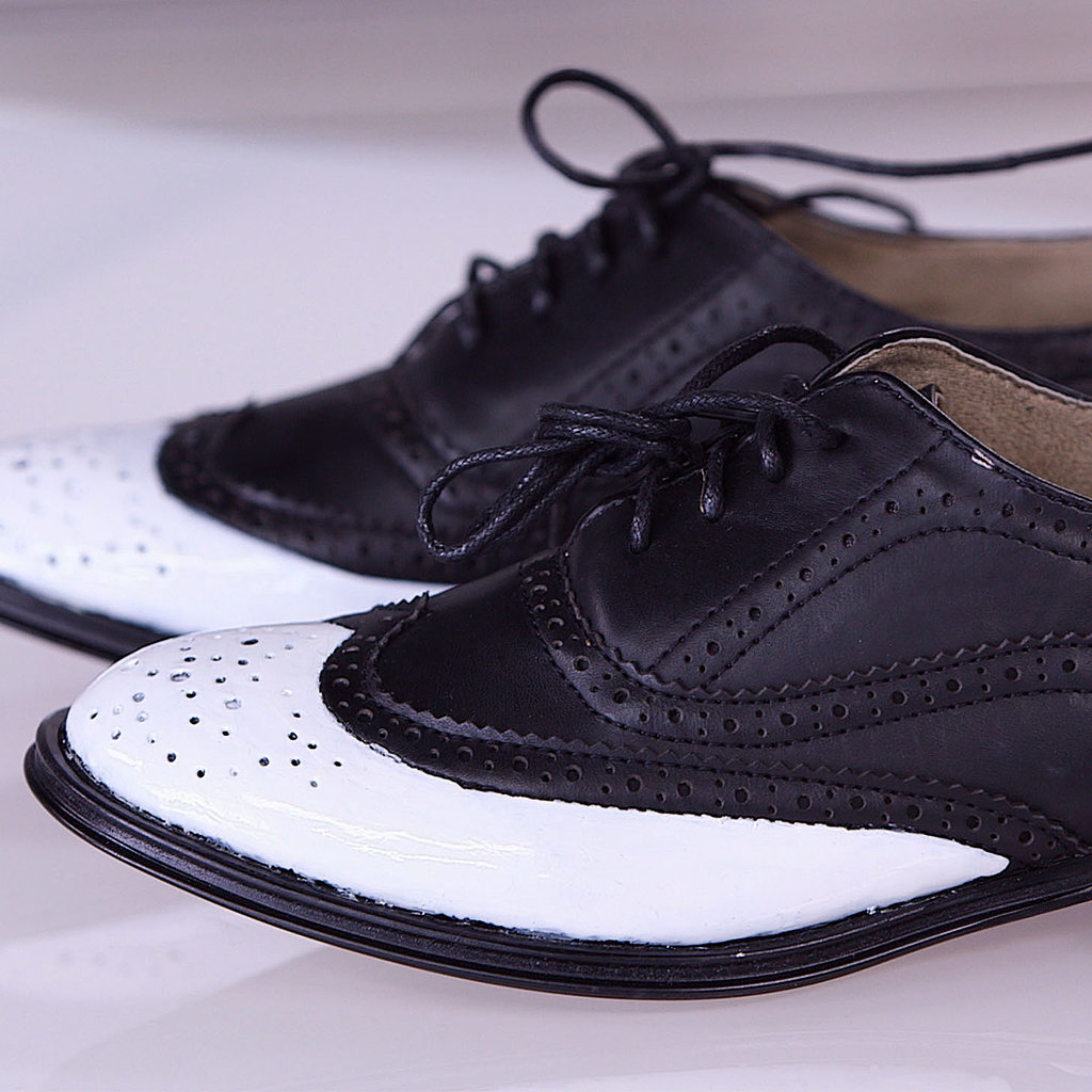 DIY: Two-Tone Oxfords in One Step! DIY: Two-Tone Oxfords in One Step!