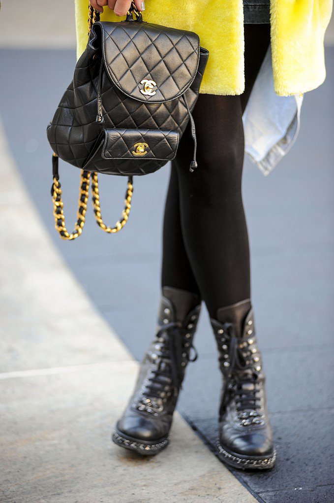 Tough-girl meets fashion fan with a Chanel backpack purse and combat boots.
Source: Gorunway
Tough-girl meets fashion fan with a Chanel backpack purse and combat boots.
Source: Gorunway