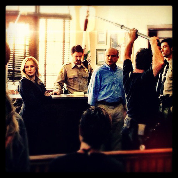The cast shot a scene in what looks like the sheriff's office.
Source: Instagram user theveronicamarsmovie
The cast shot a scene in what looks like the sheriff's office.
Source: Instagram user theveronicamarsmovie