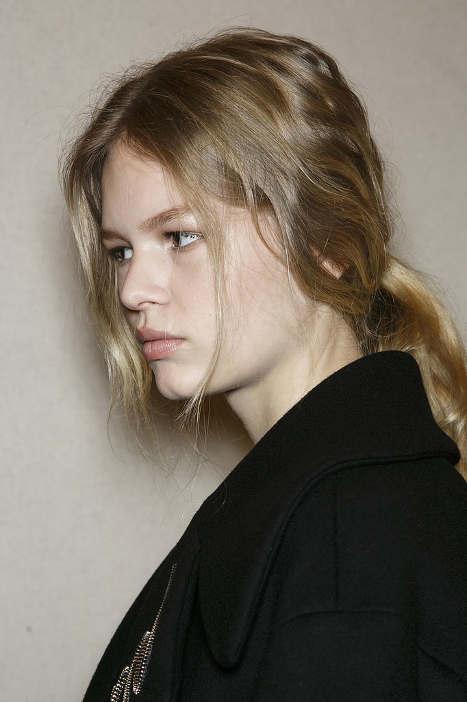 Stella McCartney Takes Barely There Makeup to Another Level Stella McCartney Takes Barely There Makeup to Another Level
