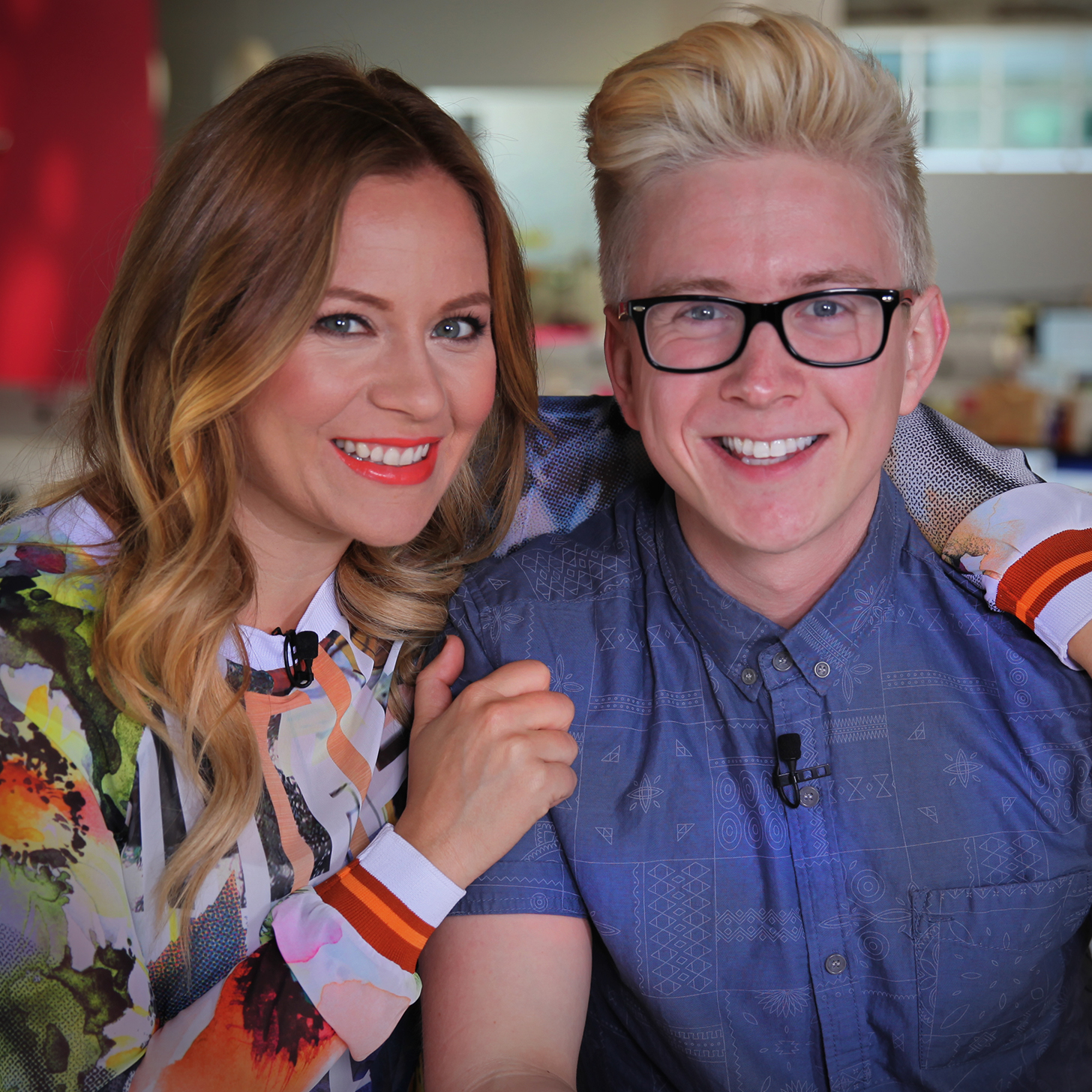 Top That! Cumberbombing, Ellen's Superselfie, Tyler Oakley Meeting Obama, and More!