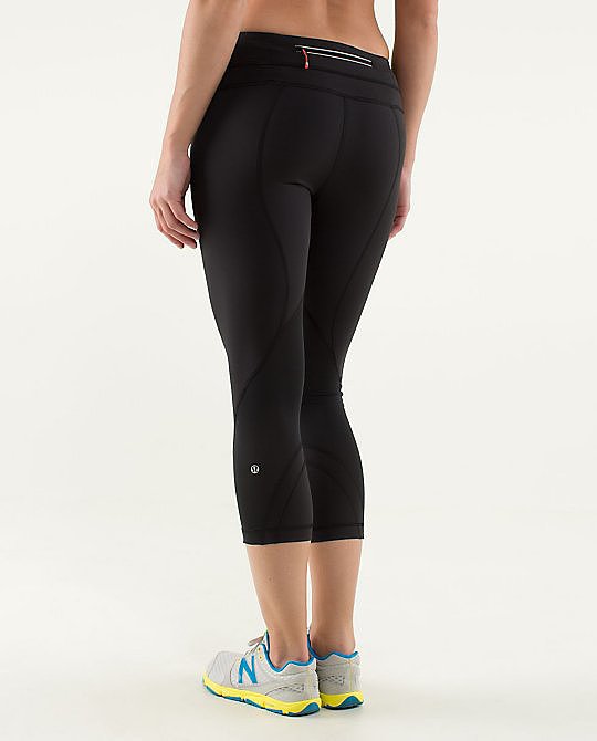With a new CEO at its helm, I decided to give Lululemon another shot. When I finally tried on the Run Inspire Leggings, it was as if someone read my mind: everything I had ever wanted in a workout capri was there. The leggings have the perfect amount of sheen without falling into the territory of disco-ready spandex, and they feel soft against the skin. And even during the sweatiest workouts (SoulCycle, anyone?!), the material keeps me dry. It also keeps me covered — you'll be happy to know that Lululemon has revamped its material to avoid any see-through issues at the gym.
Best of all is the "block-it pocket," which promises to keep everything dry. Gone are days of going on a run and sheepishly handing my soggy money over to a store clerk while he looks at me in disgust. Postrecovery chocolate milk can now be bought without any guilt — and with completely bone-dry dollar bills!
With a new CEO at its helm, I decided to give Lululemon another shot. When I finally tried on the Run Inspire Leggings, it was as if someone read my mind: everything I had ever wanted in a workout capri was there. The leggings have the perfect amount of sheen without falling into the territory of disco-ready spandex, and they feel soft against the skin. And even during the sweatiest workouts (SoulCycle, anyone?!), the material keeps me dry. It also keeps me covered — you'll be happy to know that Lululemon has revamped its material to avoid any see-through issues at the gym.
Best of all is the "block-it pocket," which promises to keep everything dry. Gone are days of going on a run and sheepishly handing my soggy money over to a store clerk while he looks at me in disgust. Postrecovery chocolate milk can now be bought without any guilt — and with completely bone-dry dollar bills!