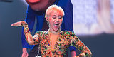Miley Cyrus Misses Costume Change, Is Forced To Perform In Her Underwear Miley Cyrus Misses Costume Change, Is Forced To Perform In Her Underwear