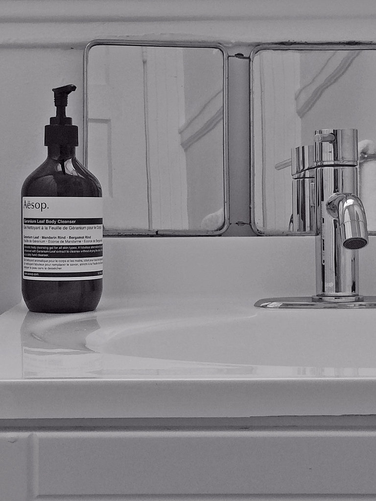 Bathroom Scent: Aesop Geranium Soap Bathroom Scent: Aesop Geranium Soap