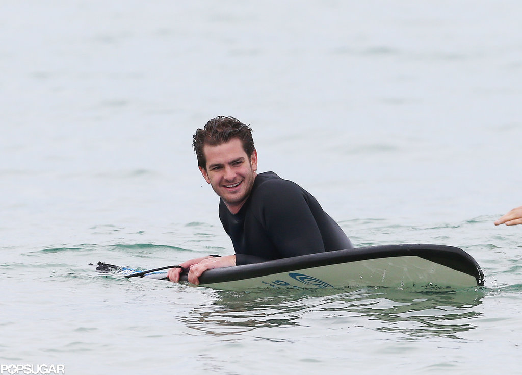 Andrew Garfield Surfing With Kids Makes For a Feel-Good Friday Andrew Garfield Surfing With Kids Makes For a Feel-Good Friday