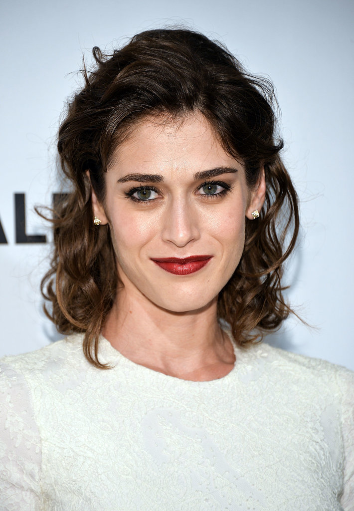 Lizzy Caplan Lizzy Caplan