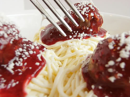 Spaghetti-and-Meatball Cupcakes