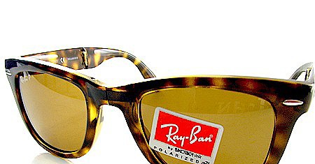 Simply Fab: Folding Ray Ban Wayfarers Simply Fab: Folding Ray Ban Wayfarers