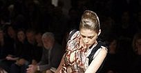 Yulia Kharlapanova's Quick Rise . . . And Then Fall Yulia Kharlapanova's Quick Rise . . . And Then Fall