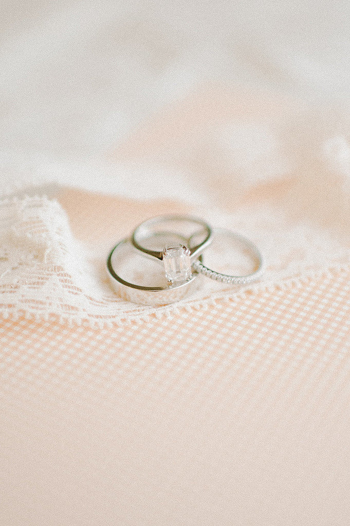 28. Rings on Lace Trim 28. Rings on Lace Trim