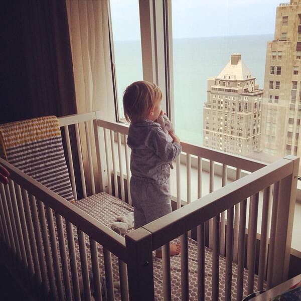 Duke Rancic took in his eagle-eye view of Chicago from his crib.
Source: Twitter user GiulianaRancic
Duke Rancic took in his eagle-eye view of Chicago from his crib.
Source: Twitter user GiulianaRancic