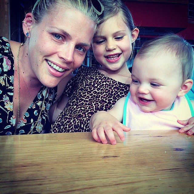 Busy Philipps took an adorable selfie with Birdie and Cricket Silverstein.
Source: Instagram user busyphilipps
Busy Philipps took an adorable selfie with Birdie and Cricket Silverstein.
Source: Instagram user busyphilipps