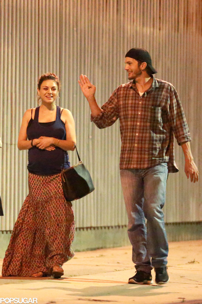 Ashton Gets Cheeky During a PDA-Filled Date With Mila Ashton Gets Cheeky During a PDA-Filled Date With Mila