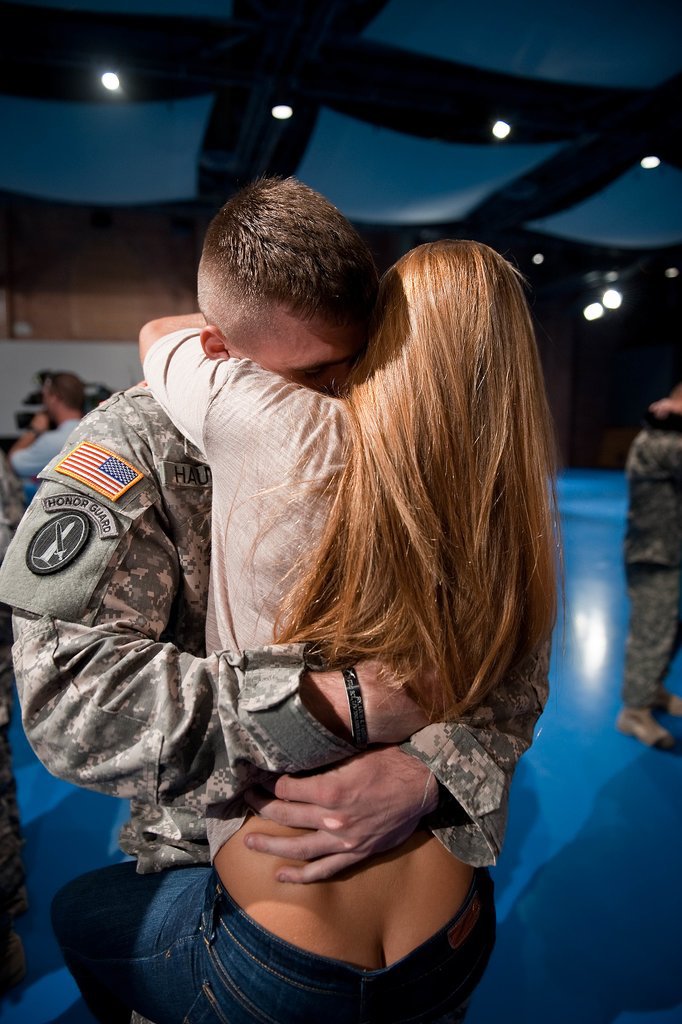A US army soldier from Charlie Company, 1st Battalion of the 3rd Infantry Regiment, embraced his girlfriend after he returned from a yearlong deployment in Iraq at Fort Myer, VA, on August 28, 2010.
A US army soldier from Charlie Company, 1st Battalion of the 3rd Infantry Regiment, embraced his girlfriend after he returned from a yearlong deployment in Iraq at Fort Myer, VA, on August 28, 2010.