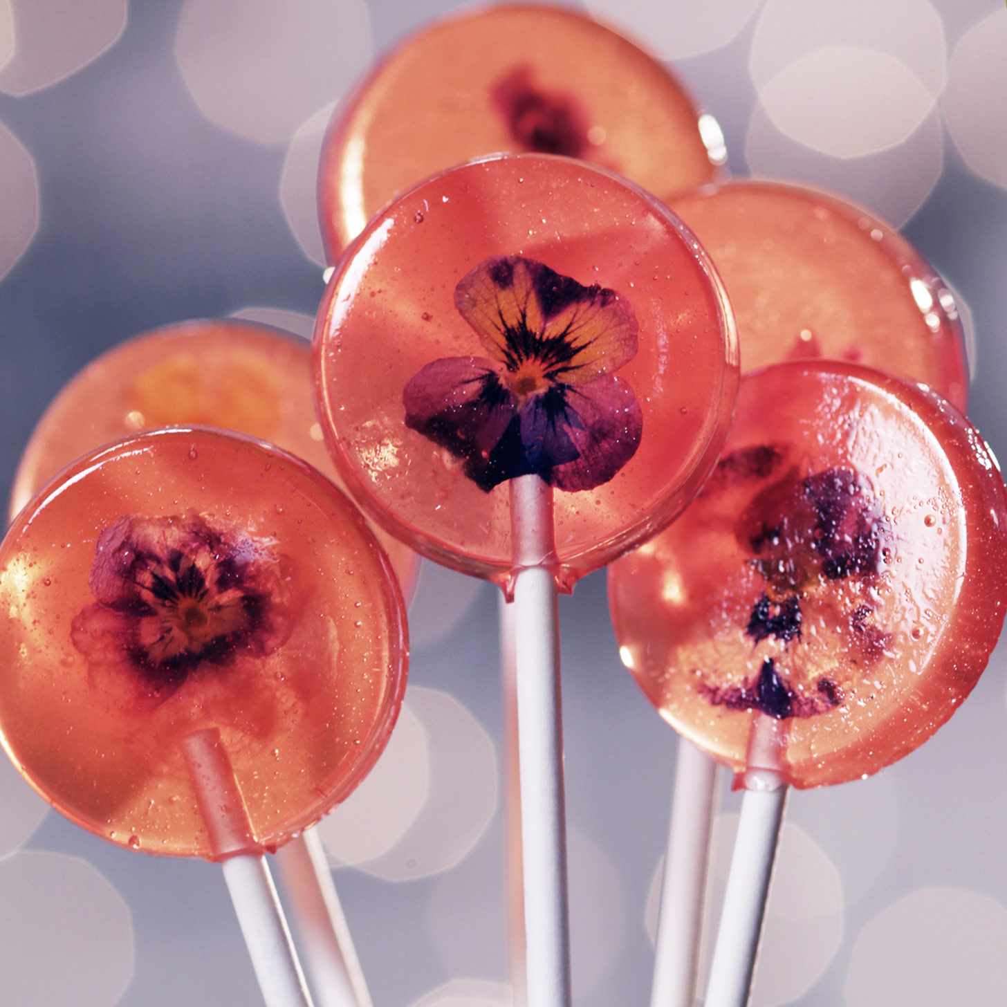 Pretty in Pink: Stunning Edible Flower Lollipops