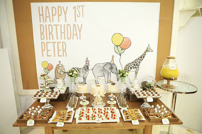 Animals on Parade! Peter's Supersweet First Birthday Party Animals on Parade! Peter's Supersweet First Birthday Party