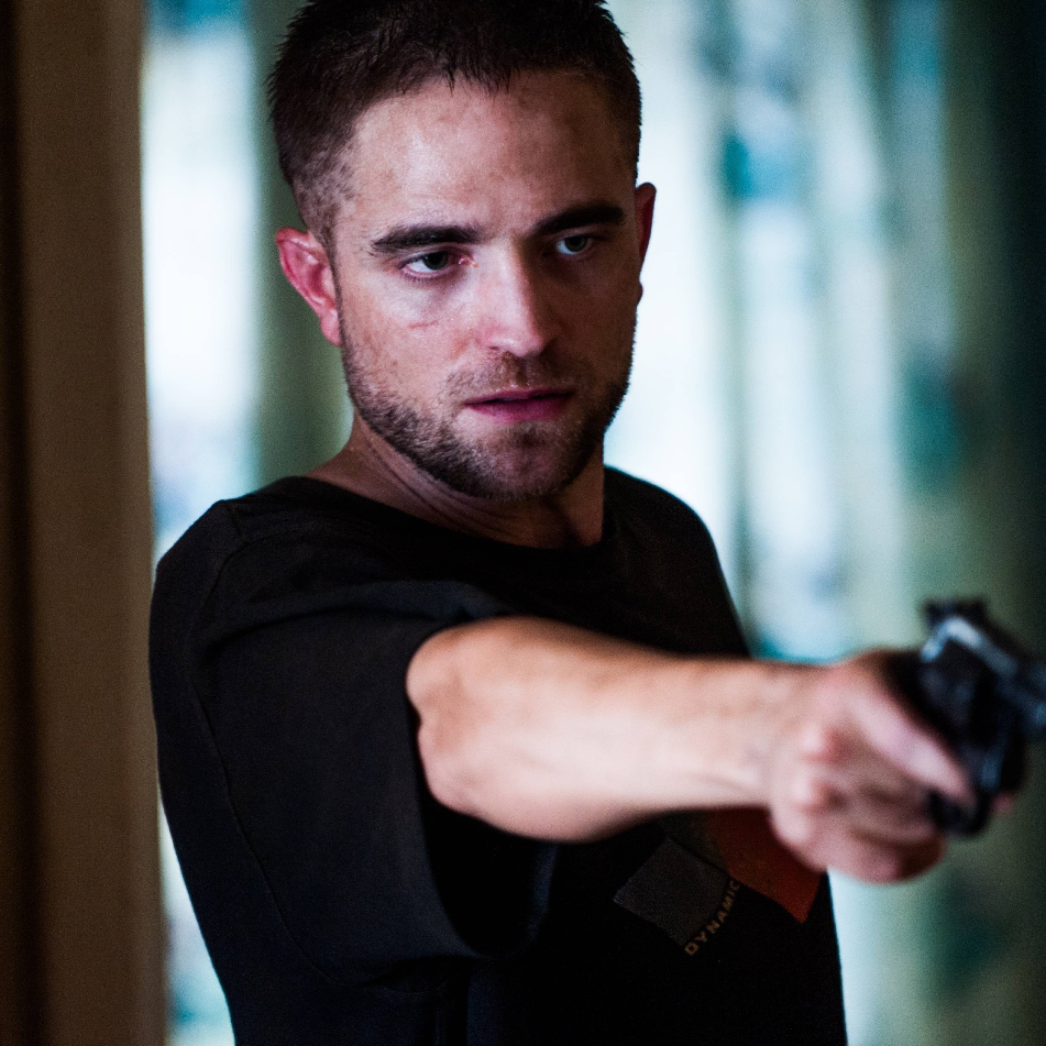 Watch Robert Pattinson Try and Fail to Get Keri Hilson's Name Right