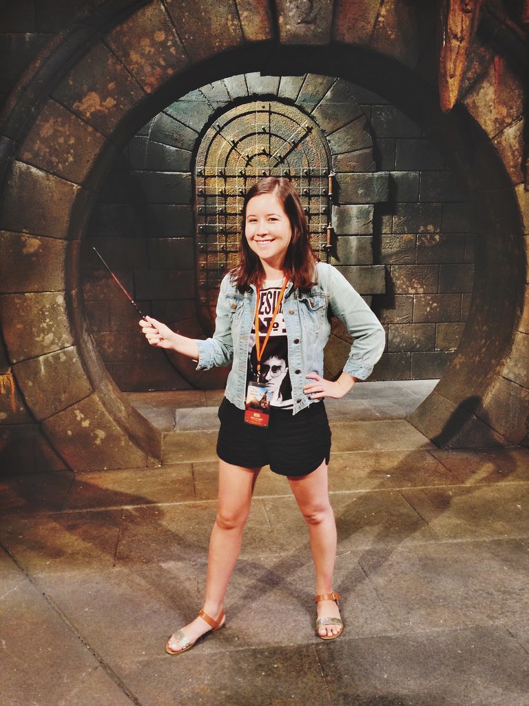 I had to pose with my wand in the Gringotts interview set.
I had to pose with my wand in the Gringotts interview set.