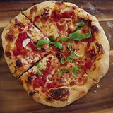Kid-Friendly Margherita Pizza Recipe Kid-Friendly Margherita Pizza Recipe