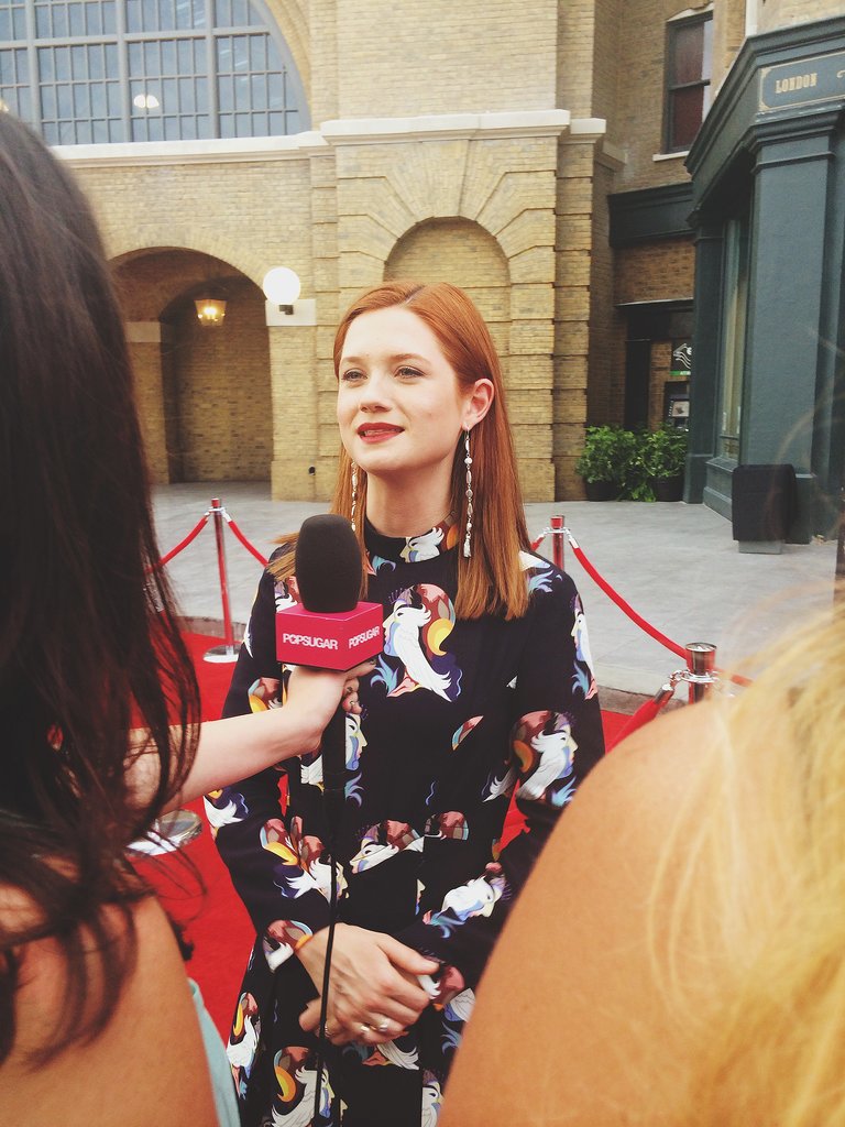 I interviewed Bonnie Wright aka Ginny Weasley on the red carpet.
I interviewed Bonnie Wright aka Ginny Weasley on the red carpet.