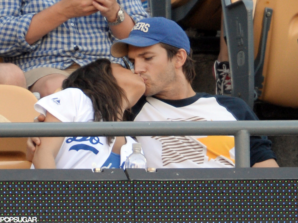 We'll Never Tire of Mila Kunis and Ashton Kutcher's Game Day PDA We'll Never Tire of Mila Kunis and Ashton Kutcher's Game Day PDA