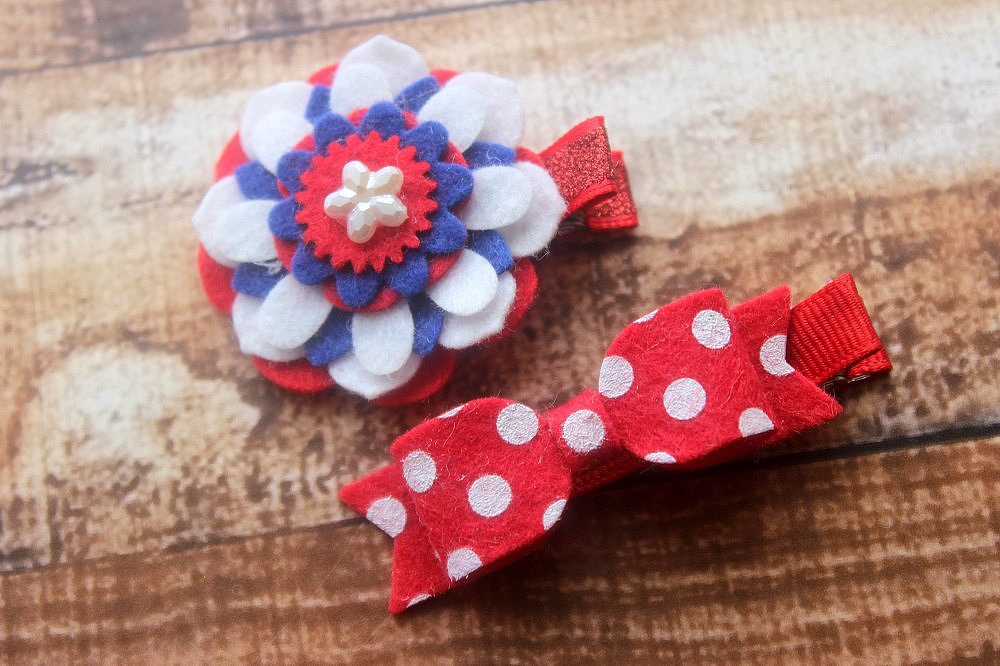 Wear This: Fourth of July Hair Cip Set Wear This: Fourth of July Hair Cip Set