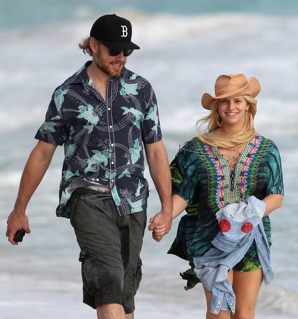 Eric and Jessica held hands while taking a walk on the beach in Hawaii back in December 2012.
Eric and Jessica held hands while taking a walk on the beach in Hawaii back in December 2012.