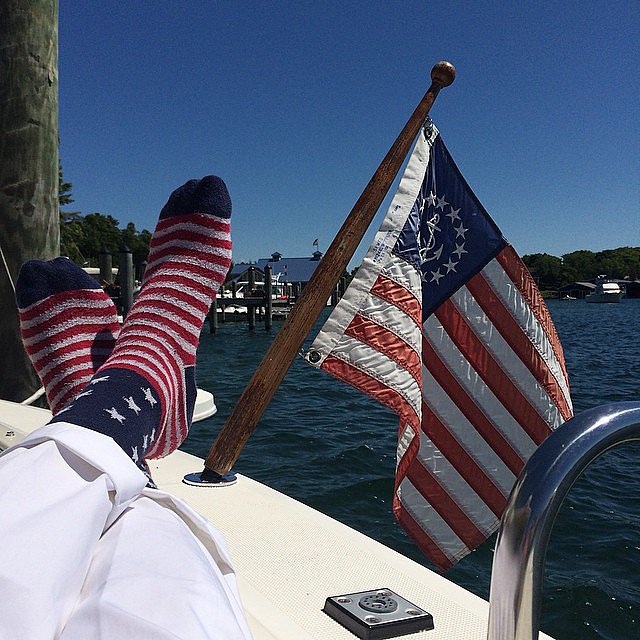 Singer Mayer Hawthorne kicked his feet up on a boat.
Source: Instagram user mayerhawthorne
Singer Mayer Hawthorne kicked his feet up on a boat.
Source: Instagram user mayerhawthorne