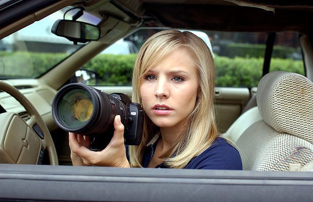 10 Reasons Veronica Mars Is Your Ultimate Geek-Girl Crush 10 Reasons Veronica Mars Is Your Ultimate Geek-Girl Crush