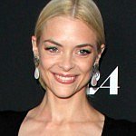 Jaime King reveals miscarriages with 'real talk that terrifies us' Jaime King reveals miscarriages with 'real talk that terrifies us'