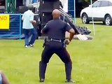 Toronto Cop Loves Dancing to Reggae Band (VIDEO) Toronto Cop Loves Dancing to Reggae Band (VIDEO)