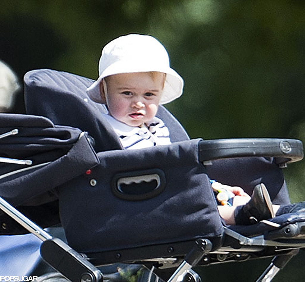 Kate-Middleton-Pushing-Prince-George-Stroller.jpg