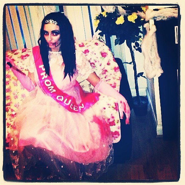 Prom Queen Corpse 30+ Halloween Costumes With the Ultimate Americana