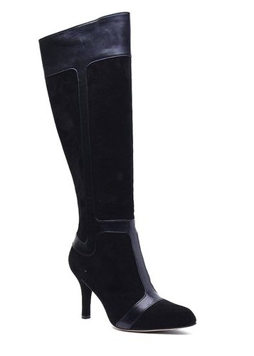 I absolutely love comfortable and sexy shoes!