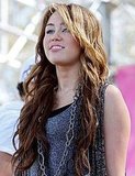 MILEY CYRUS DRESSED AS JULIA ROBERTS